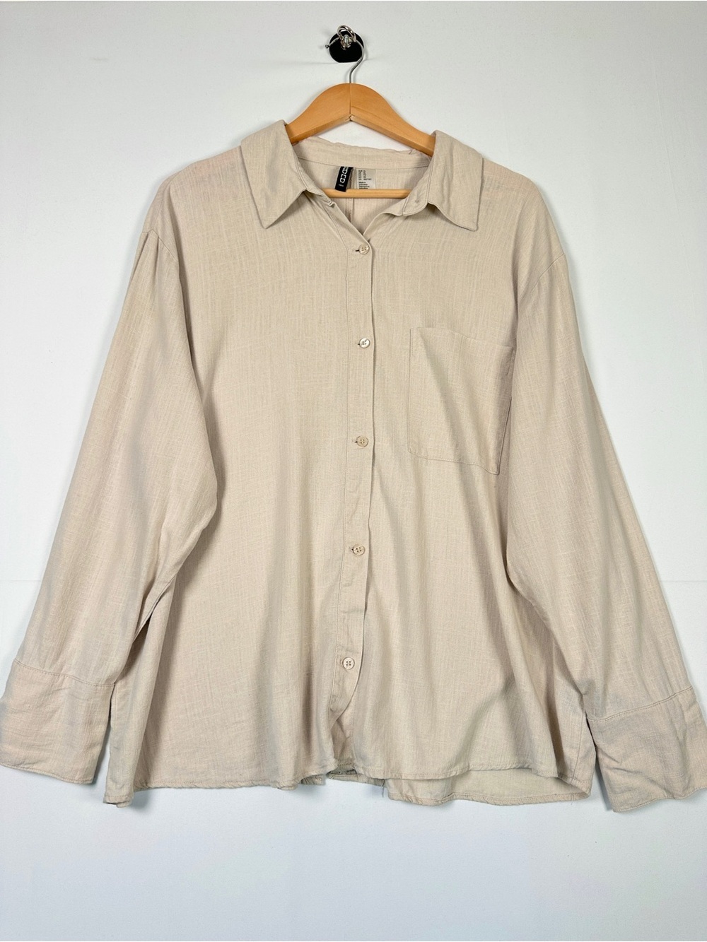 Title H&M Divided Linen Blend Button Up Shirt Beige Oversized Pocket Blouse Size
